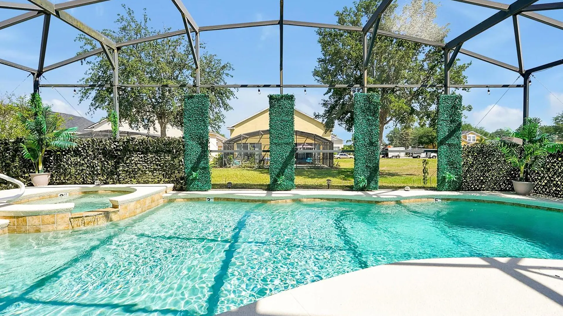 Holiday home Famous 5 Star Home In Davenport With Game Room